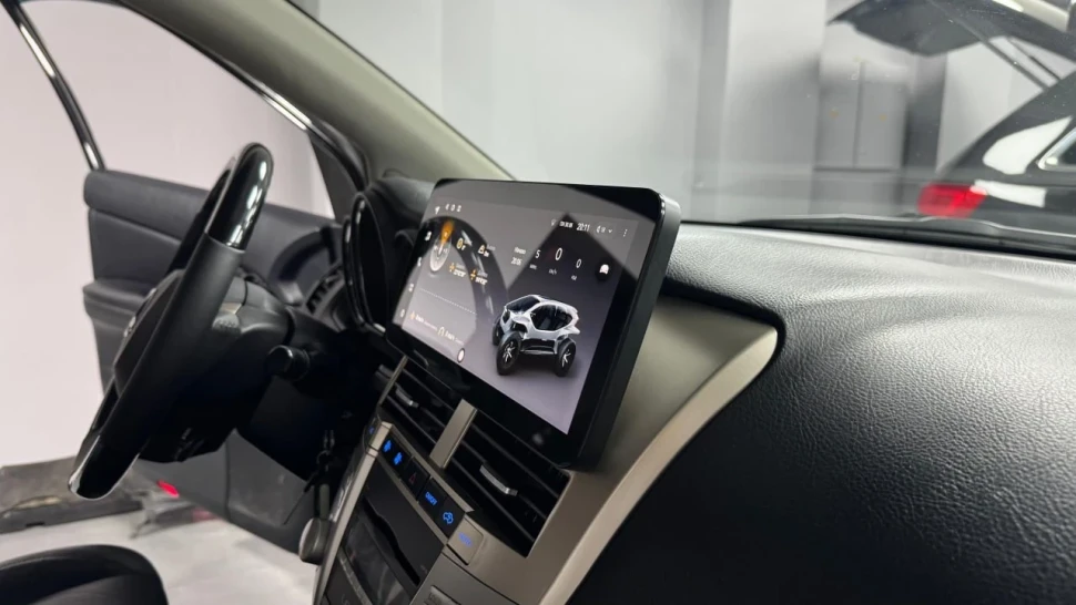 Штатная магнитола Teyes LUX ONE 4/64 Toyota Harrier XU30 (2003-2013) Тип-A